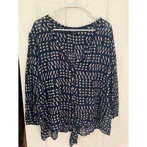 Long sleeve blue printed blouse with tie at bottom